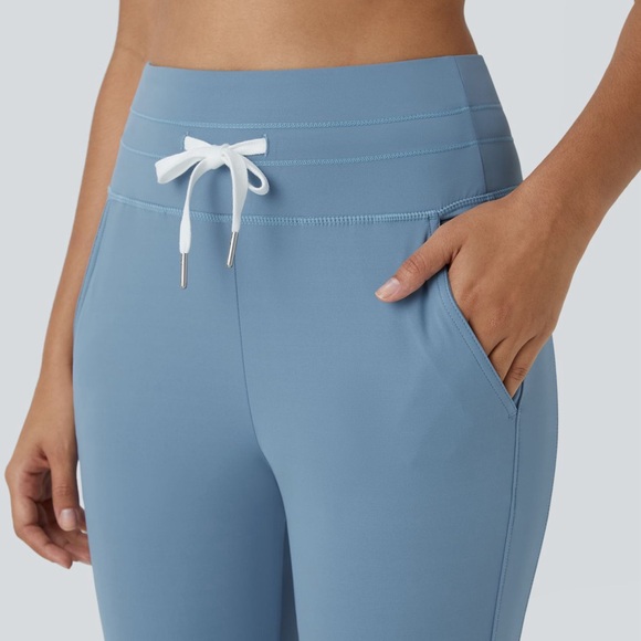 Halara Joggers - Picture 7 of 7